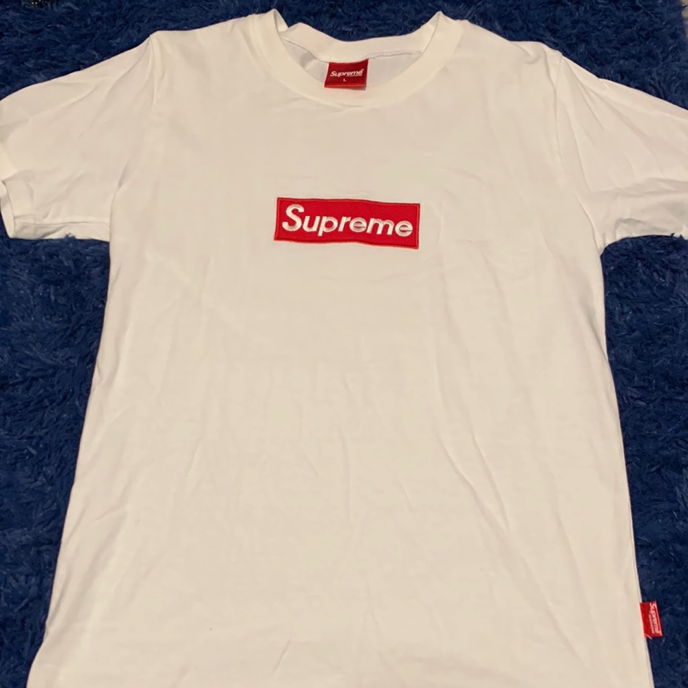 Brand new supreme tee